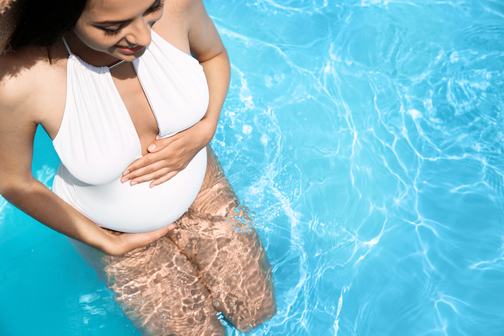Benefits of Swimming While Pregnant